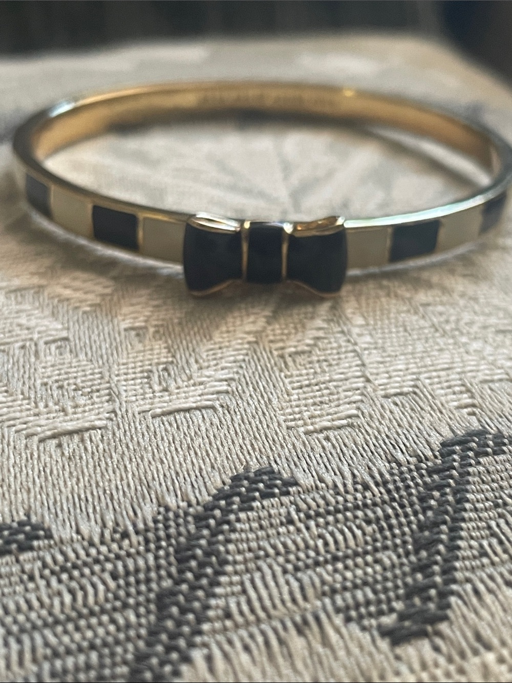 kate spade ♠️ Black and White Enamel Bow Bangle Bracelet